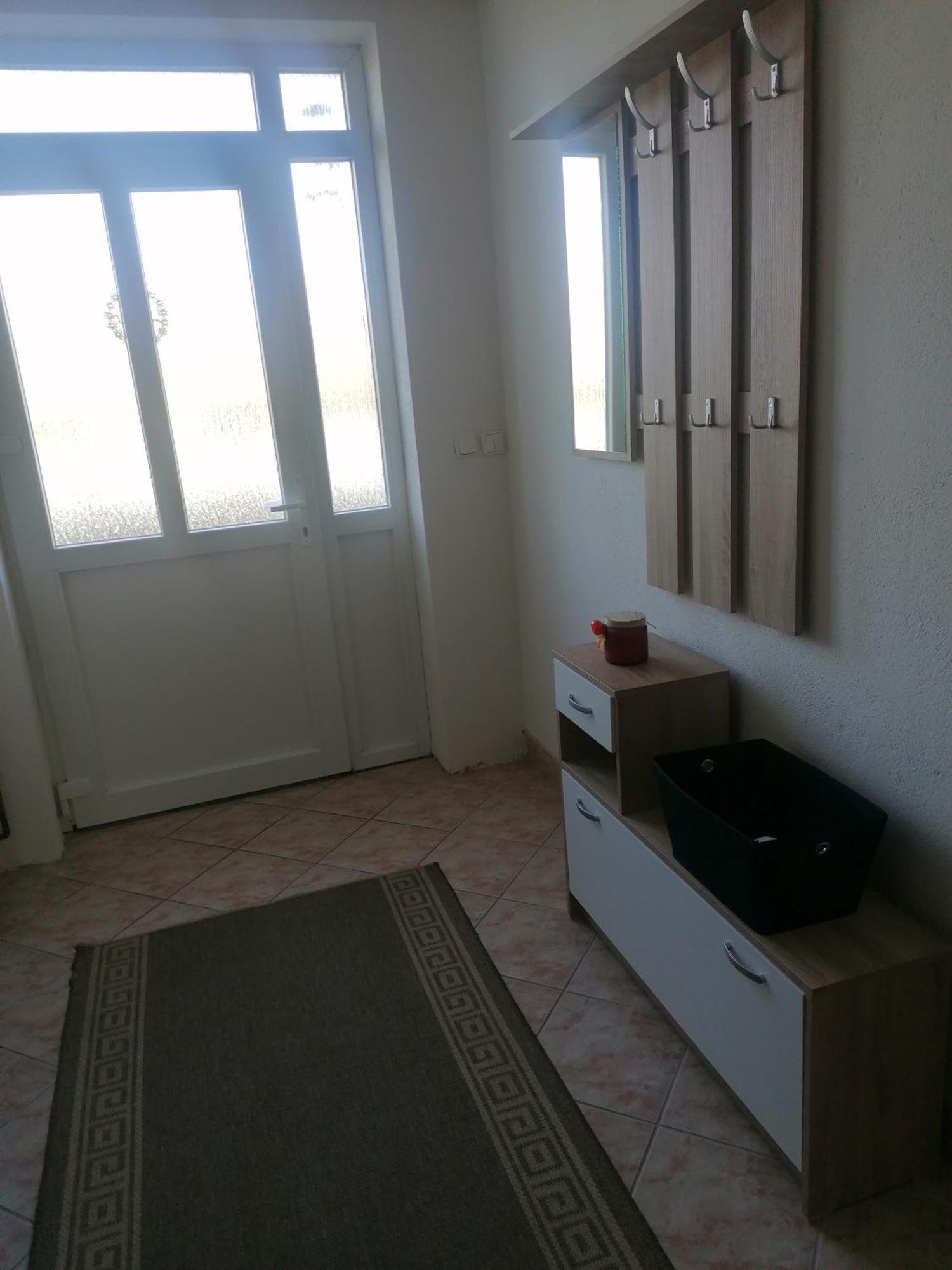 Domus Nostra Apartment Lovinac  ภายนอก รูปภาพ